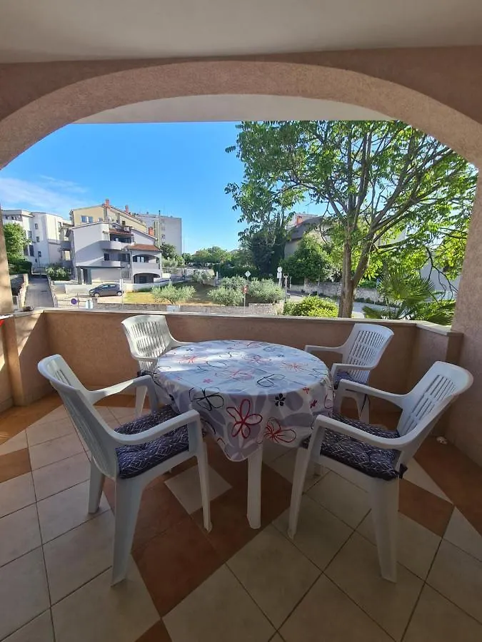 Apartmani Emily Pola