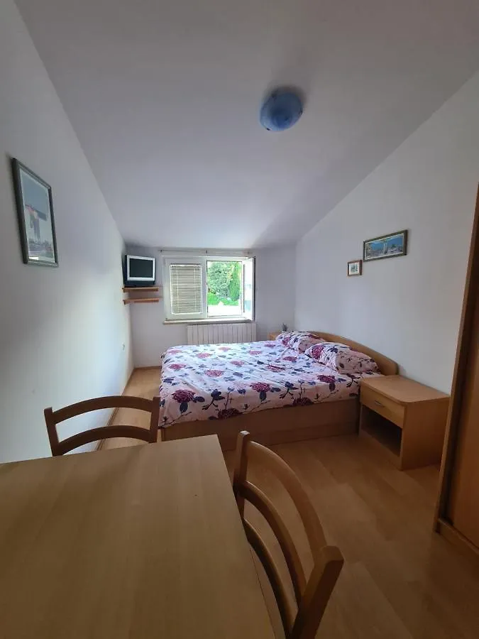 Appartamento Apartmani Emily Pola